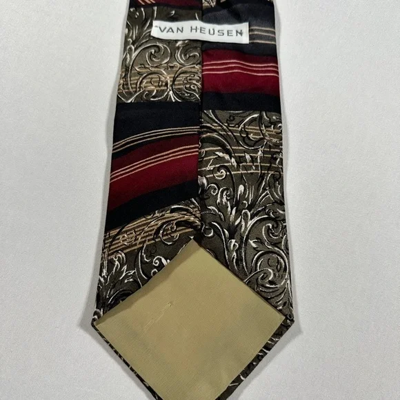 Men’s Van Heusen Silk Necktie​​ - Picture 5 of 6